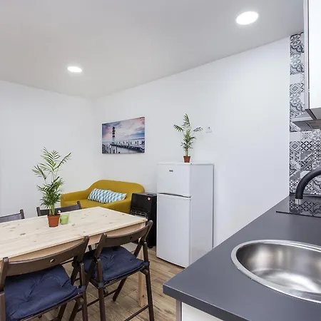 Modern 2bed With Charm Close To Camp Nou Apartment El Prat de Llobregat