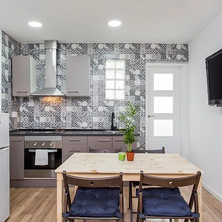Modern 2bed With Charm Close To Camp Nou Apartment El Prat de Llobregat