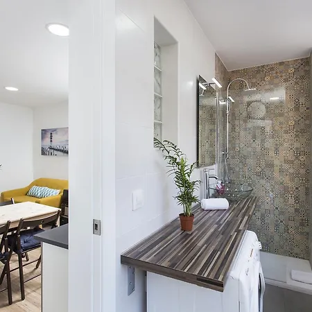 Modern 2bed With Charm Close To Camp Nou Apartment *